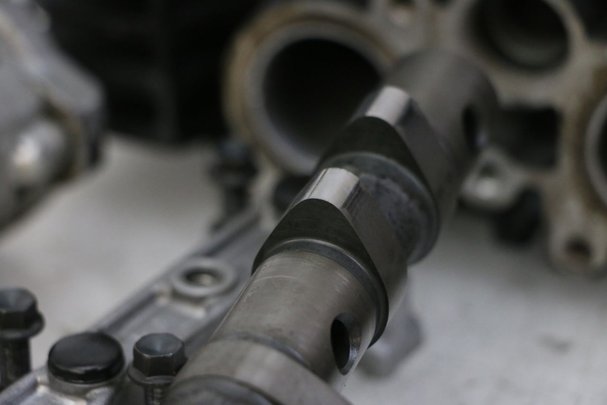 photo de TESTATA YAMAHA FZS FAZER 600 (2001 - 2003) - Vista principale