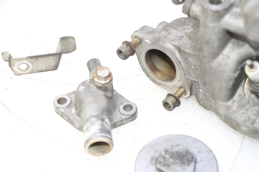 photo de TESTATA YAMAHA YP MAJESTY 125 (2002 - 2006) - Zoom sui componenti