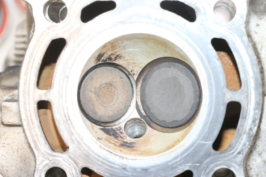 photo de TESTATA YAMAHA YP MAJESTY 125 (2007 - 2010) - Caratteristiche distintive