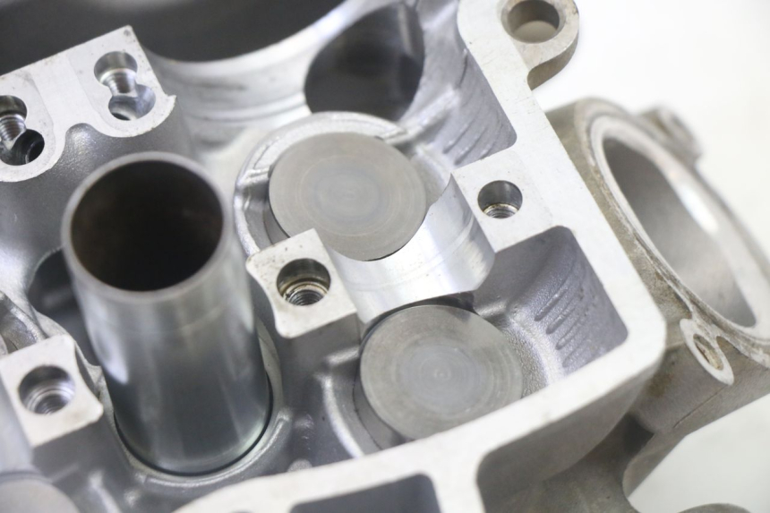 photo de TESTATA YAMAHA YZ-F YZF 250 (2014 - 2018) - Vista principale