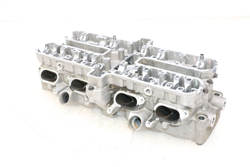 photo de TESTATA YAMAHA YZF R GENESIS 750 (1993 - 1998) - Stato della superficie e materiale
