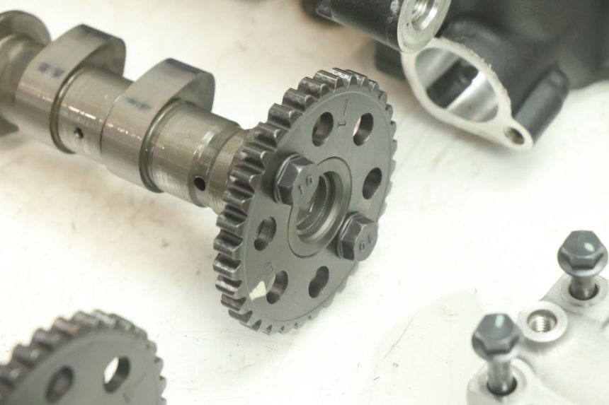 photo de TESTATA YAMAHA YZF R6 600 (2008 - 2009) - Ricambio usato controllato