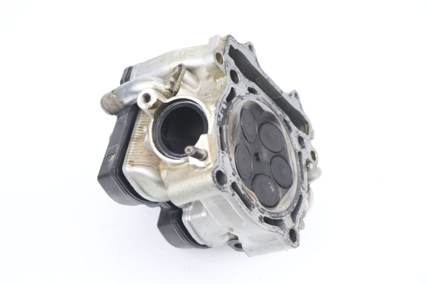 photo de TESTATA YAMAHA YZF YZ-F 450 (2006 - 2009) - Zoom sullo stato d'uso