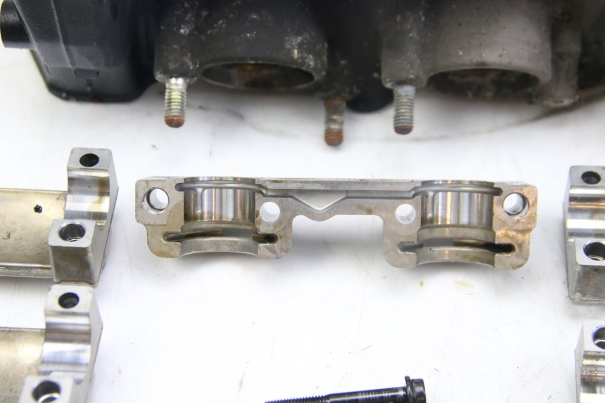 photo de TESTATA KAWASAKI Z ABS 1000 (2014 - 2020) - Primo piano tecnico