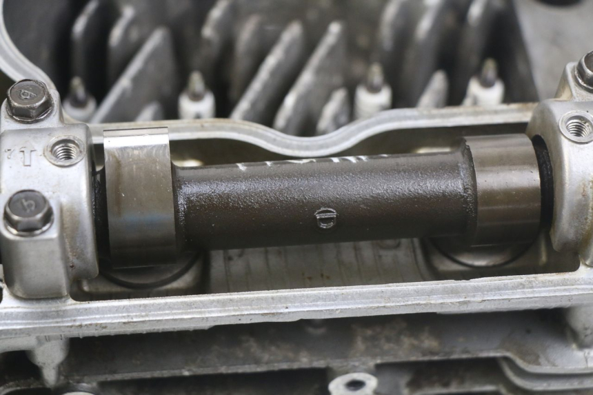 photo de TESTATA KAWASAKI ZEPHYR 1100 ( - 1995) - Stato della superficie e materiale