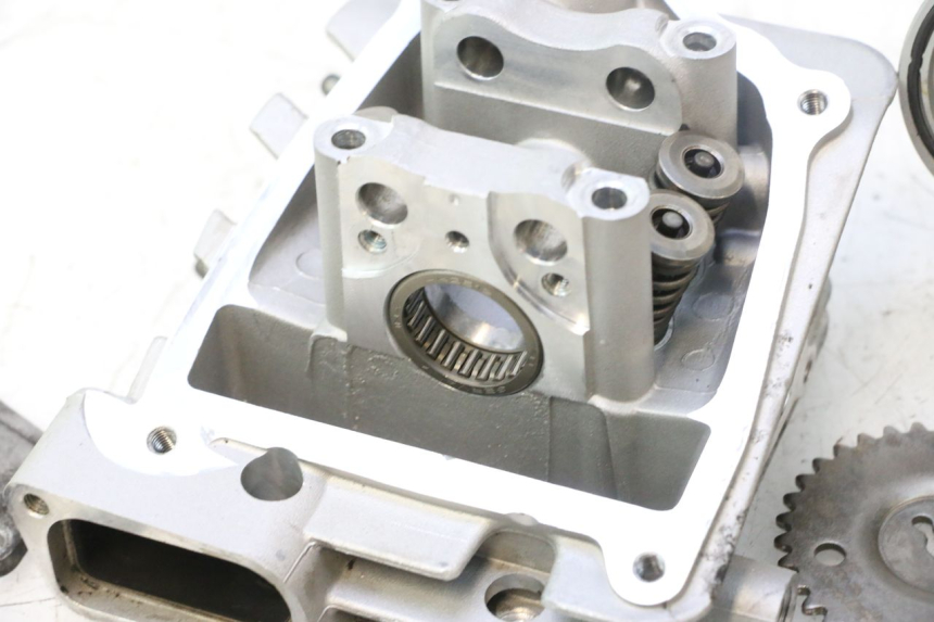photo de TESTATA PIAGGIO ZIP IGET 4T 50 (2021 - 2023) - Altra angolazione