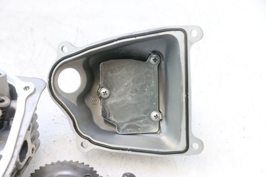 photo de TESTATA PIAGGIO ZIP IGET 4T 50 (2021 - 2023) - Primo piano tecnico