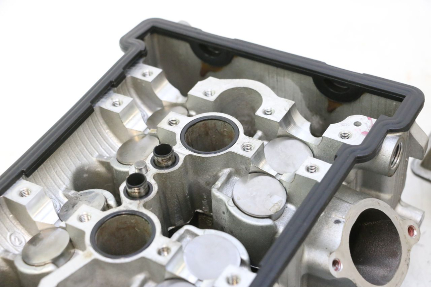 photo de TESTATA KAWASAKI ZX-6R ZX6R 600 (2000 - 2002) - Altra angolazione