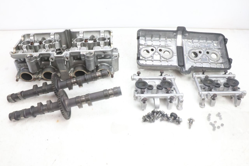 photo de TESTATA KAWASAKI ZZR 600 (1995 - 2004) - Vista principale