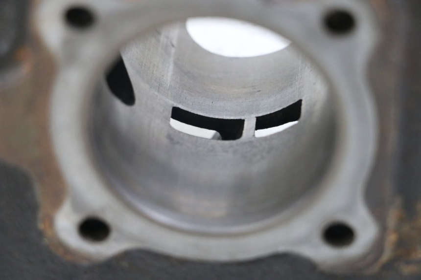 photo de CILINDRO PEUGEOT BUXY 50 (1993 - 1998) - Dettagli dei punti di fissaggio