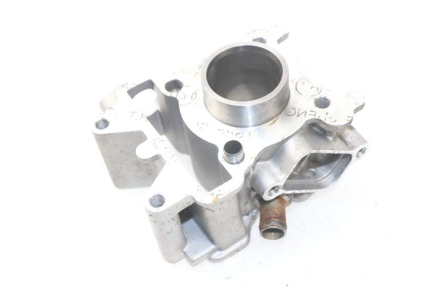 photo de CILINDRO MBK OVETTO 4T 50 (2008 - 2016) - Stato della superficie e materiale