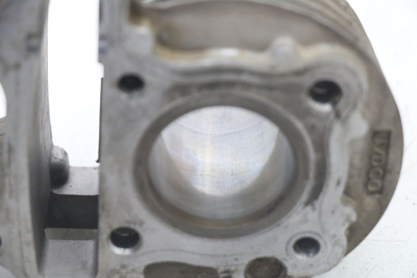 photo de CILINDRO PEUGEOT KISBEE 4T 50 (2018 - 2022) - Dettagli dei punti di fissaggio