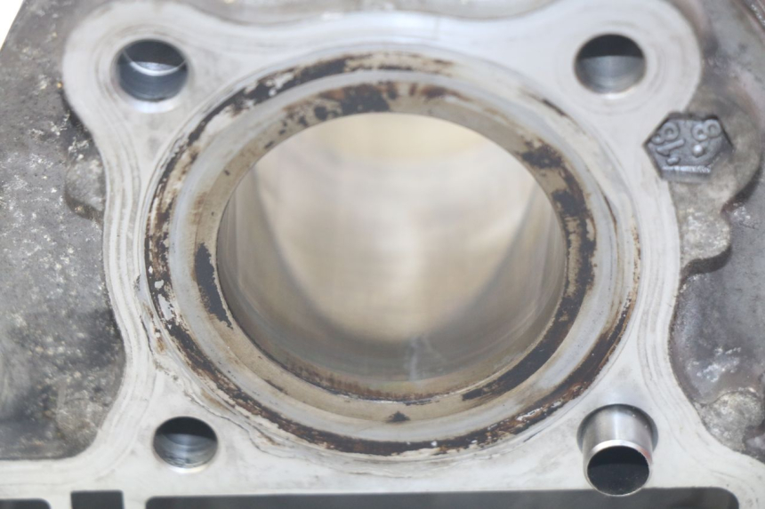 photo de CILINDRO PISTONE KYMCO AGILITY 4T 50 (2018 - 2022) - Altra angolazione