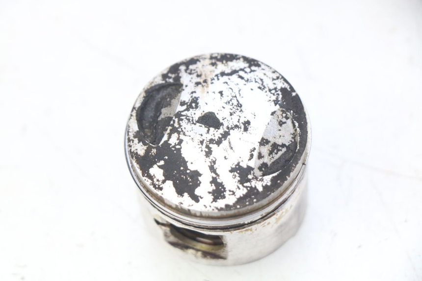 photo de CILINDRO PISTONE KYMCO AGILITY 4T 50 (2005 - 2018) - Primo piano ad alta risoluzione