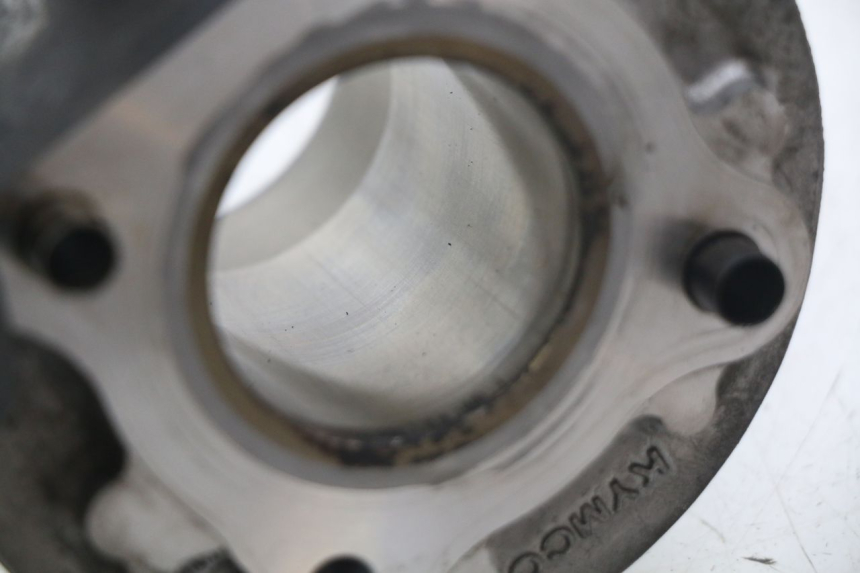 photo de CILINDRO PISTONE KYMCO AGILITY 4T 50 (2005 - 2018) - Dettagli dei punti di fissaggio