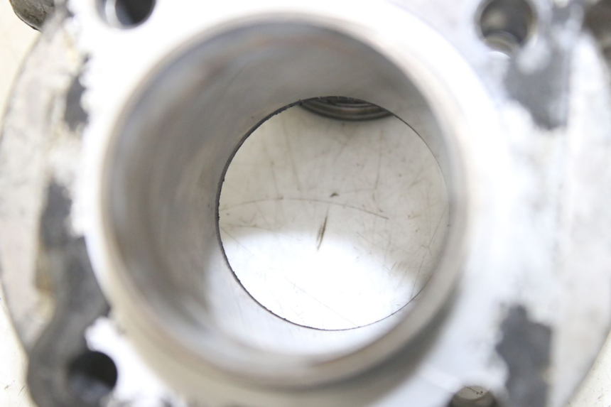 photo de CILINDRO PISTONE KYMCO AGILITY 4T 50 (2005 - 2018) - Zoom sullo stato d'uso