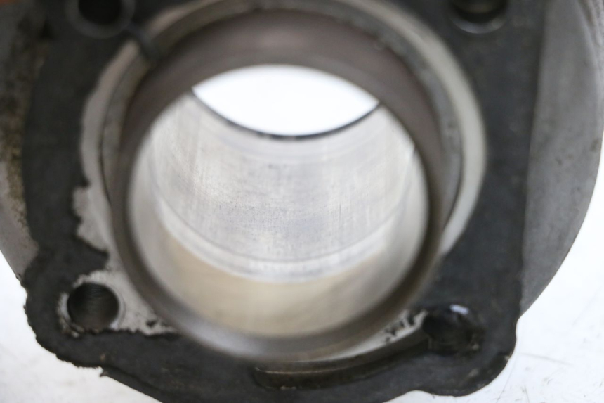 photo de CILINDRO PISTONE KYMCO AGILITY 4T 50 (2005 - 2018) - Primo piano tecnico