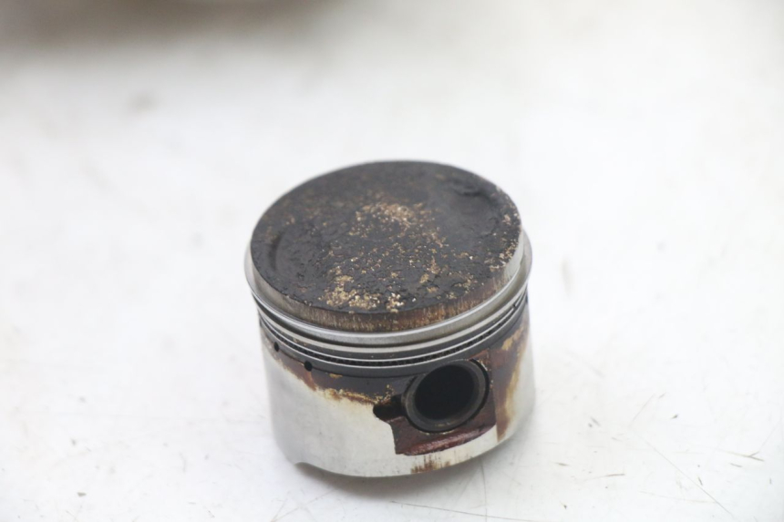 photo de CILINDRO PISTONE KYMCO AGILITY 4T 50 (2018 - 2022) - Caratteristiche distintive