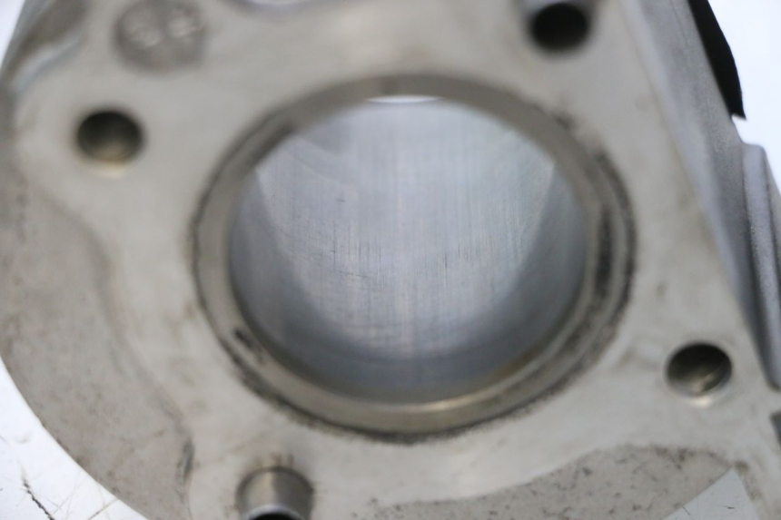 photo de CILINDRO PISTONE KYMCO AGILITY 4T 50 (2005 - 2018) - Primo piano tecnico