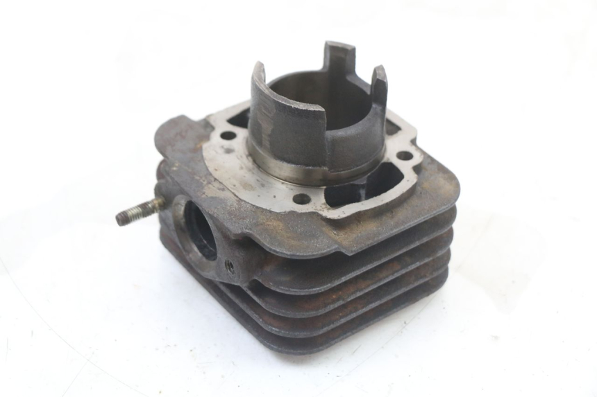 photo de CILINDRO PISTONE APRILIA SR MOTARD 50 (2012 - 2018) - Caratteristiche distintive