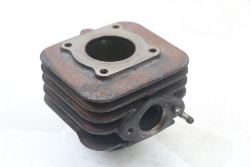 photo de CILINDRO PISTONE APRILIA SR MOTARD 50 (2012 - 2018) - Zoom sullo stato d'uso