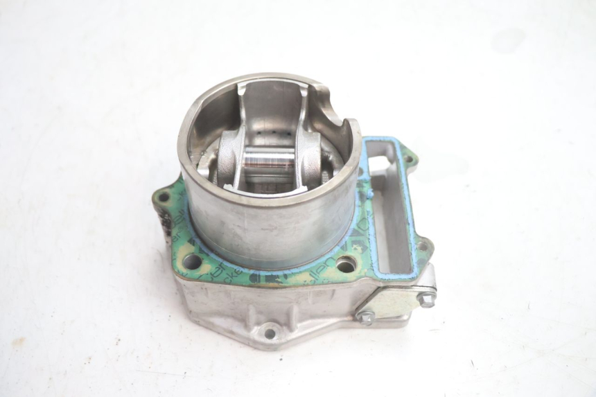photo de CILINDRO E PISTONE POSTERIORE GILERA GP 800 (2007 - 2013) - Stato della superficie e materiale