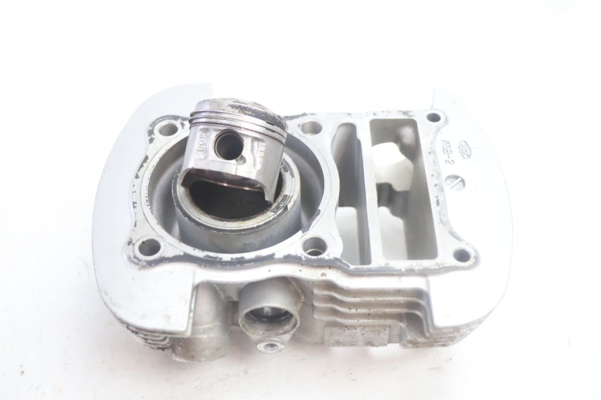 photo de CILINDRO E PISTONE ANTERIORE HONDA XLV VARADERO 125 (2007 - 2012) - Vista principale