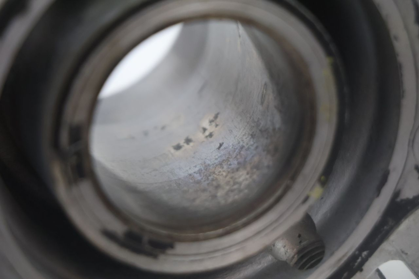 photo de CILINDRO E PISTONE ANTERIORE HONDA XLV VARADERO 125 (2007 - 2012) - Caratteristiche distintive