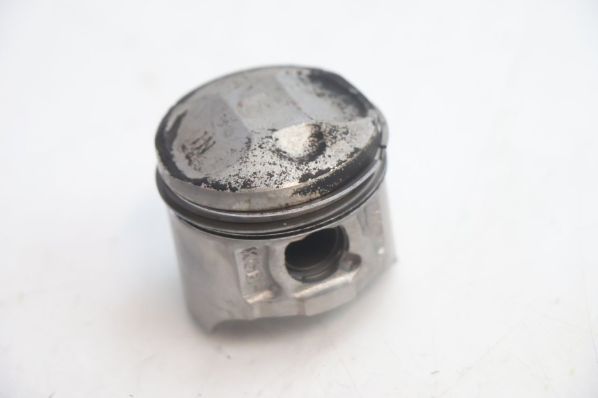 photo de CILINDRO E PISTONE ANTERIORE HONDA XLV VARADERO 125 (2007 - 2012) - Foto prodotto supplementare