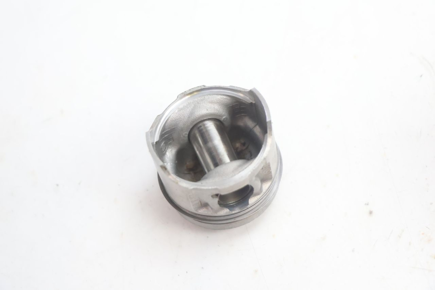 photo de CILINDRO E PISTONE ANTERIORE HONDA XLV VARADERO 125 (2007 - 2012) - Zoom qualità usato