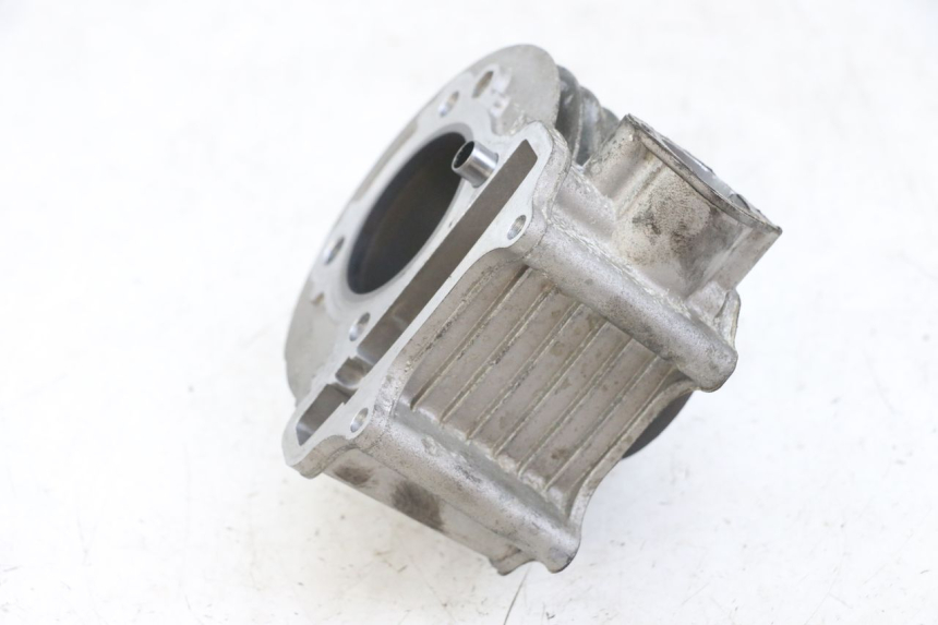 photo de CYLINDRO PISTONE JONWAY AZTRAL 125 (2008 - 2017) - Dettagli dei punti di fissaggio