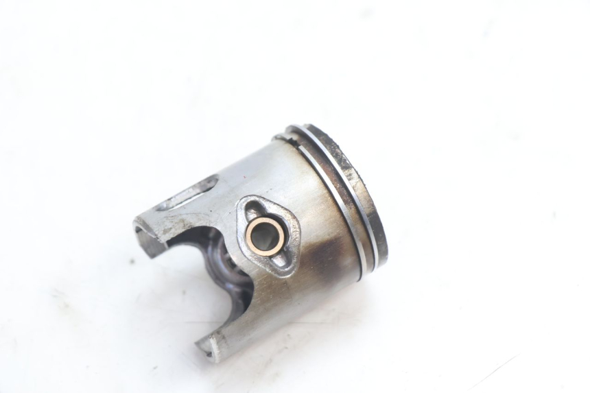 photo de CILINDRO PISTONE MBK BOOSTER SPIRIT 50 (1996 - 1999) - Zoom sui componenti