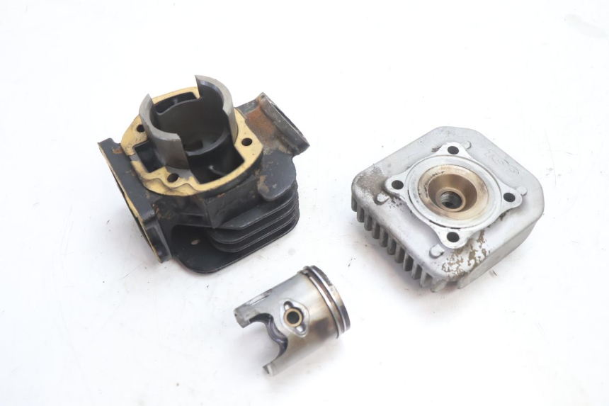 photo de CILINDRO PISTONE MBK BOOSTER SPIRIT 50 (1996 - 1999) - Zoom sullo stato d'uso