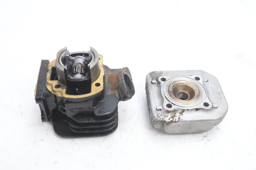 photo de CILINDRO PISTONE MBK BOOSTER SPIRIT 50 (1996 - 1999) - Stato della superficie e materiale