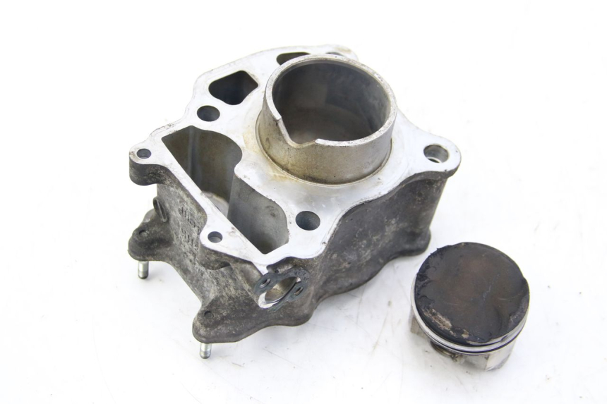 photo de CILINDRO PISTONE SUZUKI BURGMAN 125 (2007 - 2014) - Vista d'insieme del prodotto