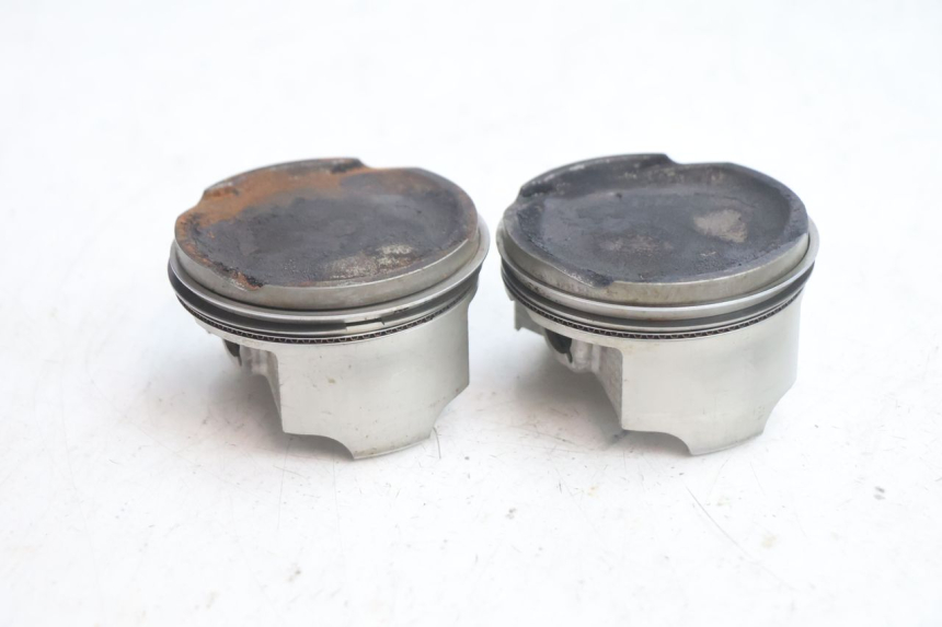 photo de CILINDRO PISTONE SUZUKI BURGMAN EXECUTIVE ABS 650 (2006 - 2012) - Ricambio usato controllato