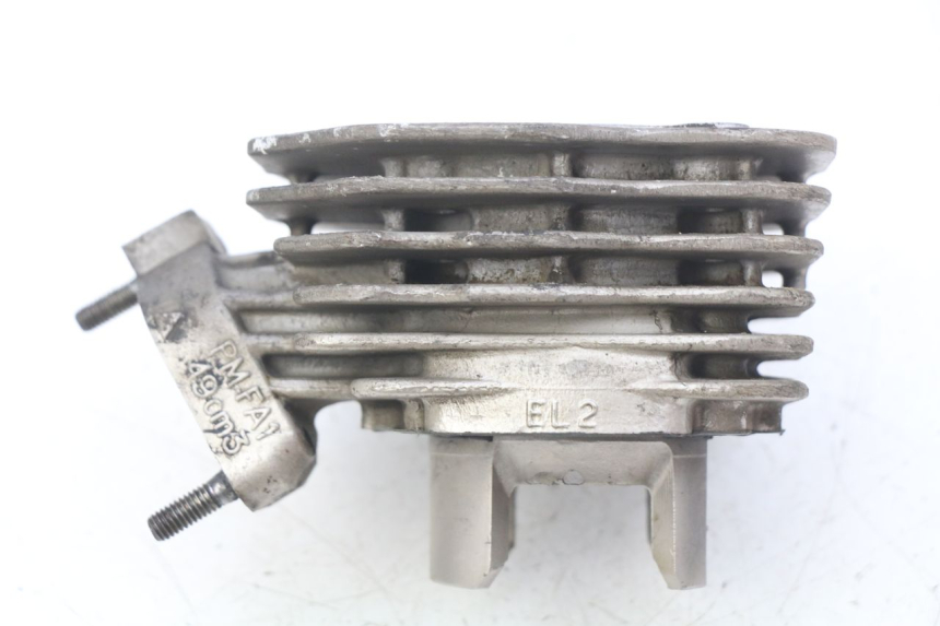 photo de CILINDRO PISTONE PEUGEOT BUXY 50 (1993 - 1998) - Caratteristiche distintive