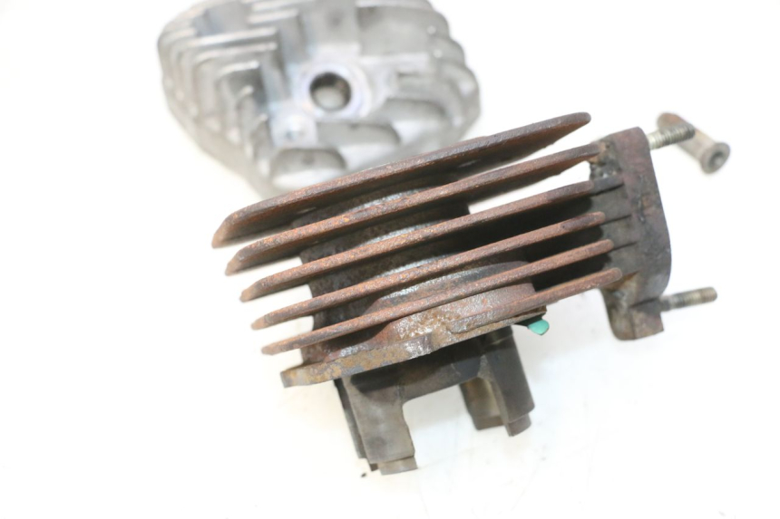 photo de CILINDRO PISTONE PEUGEOT CITYSTAR 2T 50 (2018 - 2021) - Caratteristiche distintive