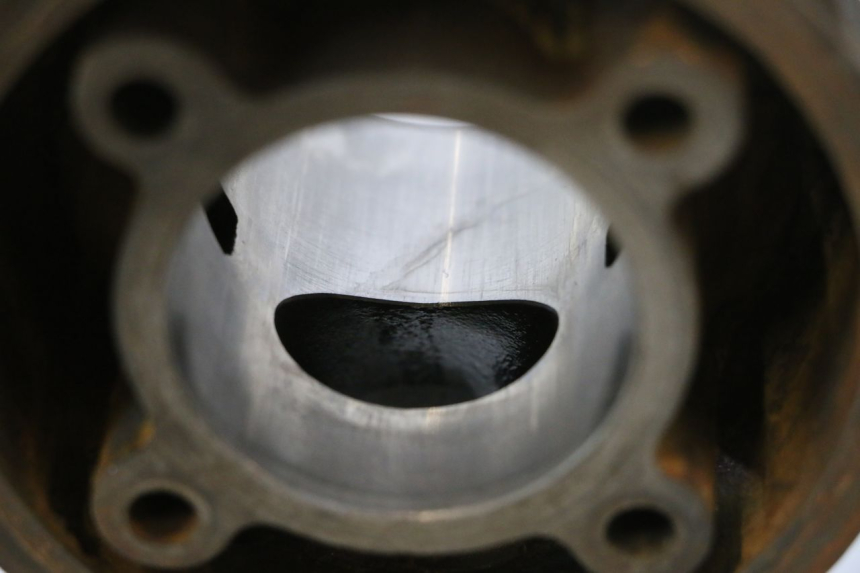 photo de CILINDRO PISTONE HM HONDA CRM DERAPAGE RR 50 (2006 - 2017) - Dettagli dei punti di fissaggio