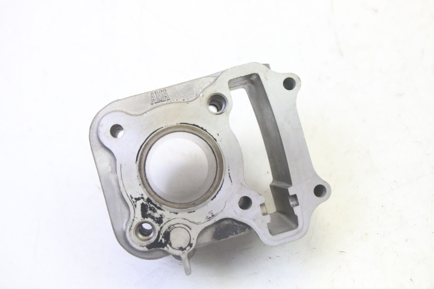 photo de CILINDRO PISTONE SYM CROX 4T 50 (2016 - 2023) - Primo piano tecnico