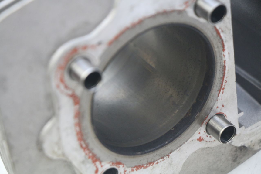 photo de CILINDRO PISTONE XTRM FACTORY DIRTBIKE BSE 150 - Stato della superficie e materiale