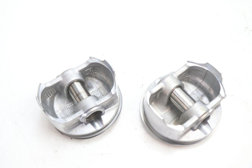 photo de CILINDRO PISTONE KAWASAKI ER-6 ER6 N 650 (2005 - 2009) - Zoom sui componenti