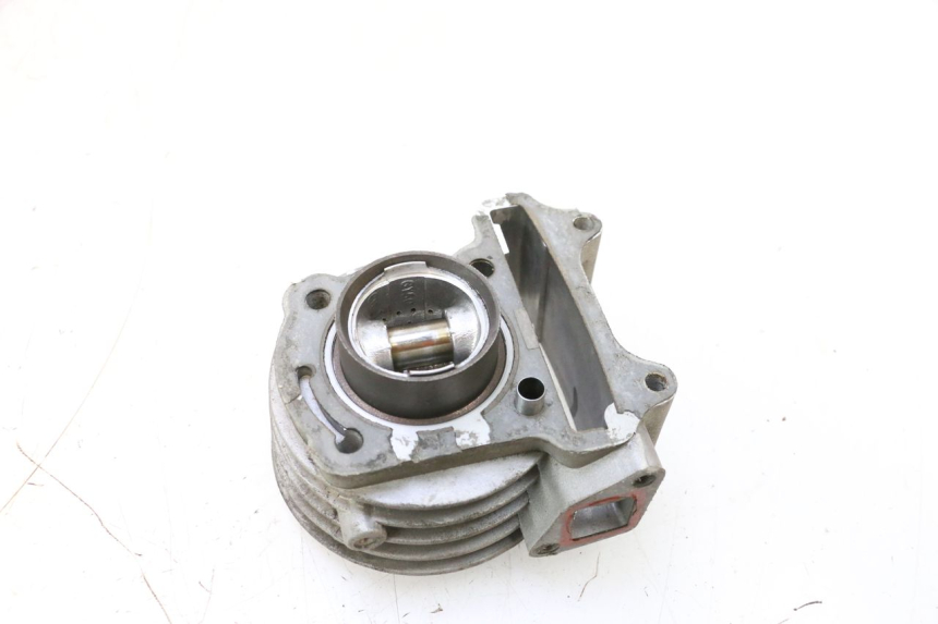photo de CILINDRO PISTONE JM MOTORS EVOLIS 4T 50 (2018 - 2022) - Altra angolazione
