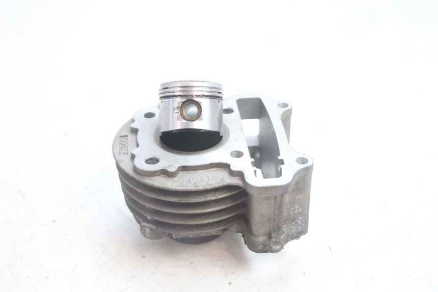 photo de CILINDRO PISTONE JM MOTORS EVOLIS 4T 50 (2018 - 2022) - Vista principale