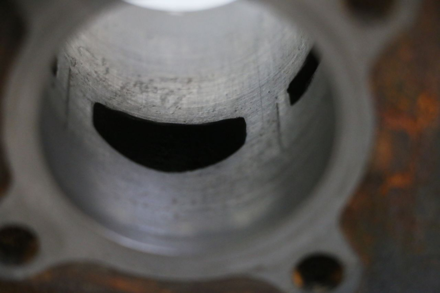 photo de CILINDRO PISTONE KEEWAY F-ACT FACT 50 (2006 - 2011) - Dettagli dei punti di fissaggio