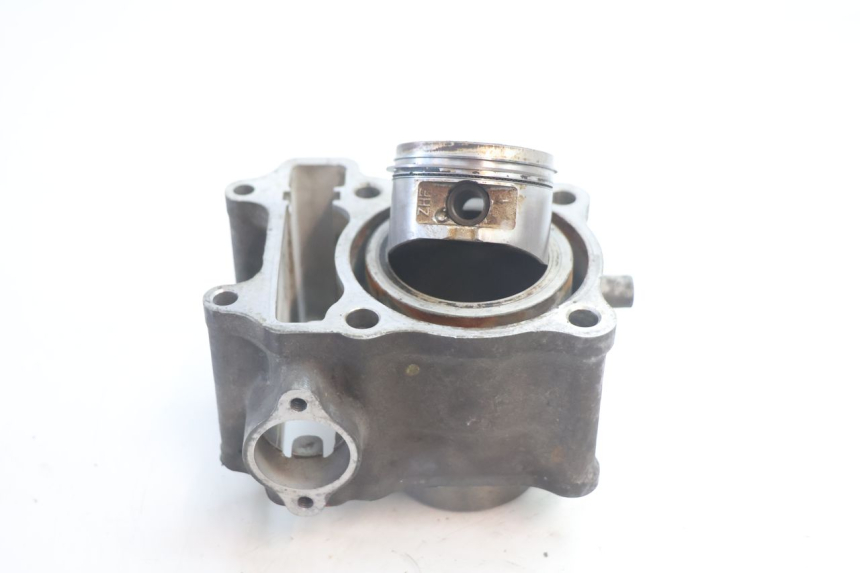 photo de CILINDRO PISTONE HONDA FES S-WING SWING ABS 125 (2007 - 2015) - Vista principale