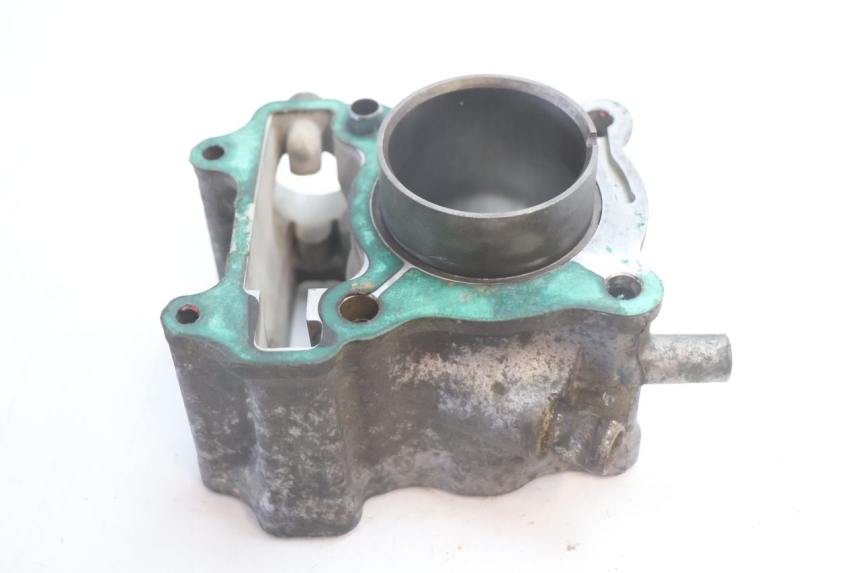 photo de CILINDRO PISTONE HONDA FES S-WING SWING ABS 125 (2007 - 2015) - Caratteristiche distintive