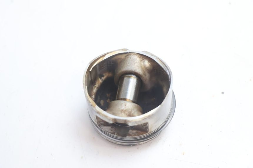 photo de CILINDRO PISTONE HONDA FES S-WING SWING ABS 125 (2007 - 2015) - Focus sulla struttura
