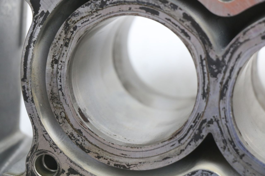 photo de CILINDRO PISTONE HONDA FJS SILVER WING SILVERWING 400 (2005 - 2008) - Altra vista dell'articolo