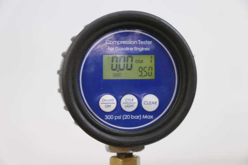 photo de CILINDRO PISTONE HONDA FJS SILVER WING SILVERWING 400 (2005 - 2008) - Angolazione alternativa